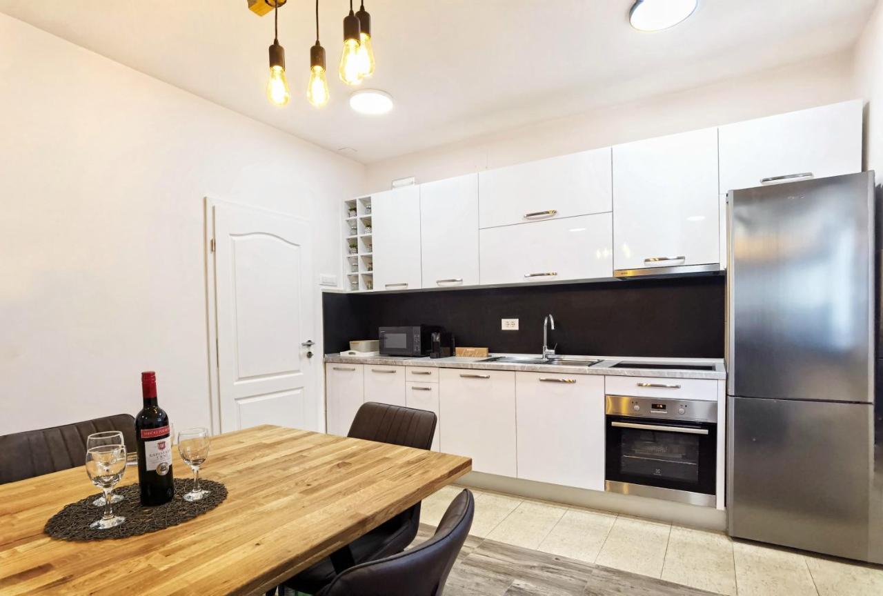 Apartments Nova Split Eksteriør bilde