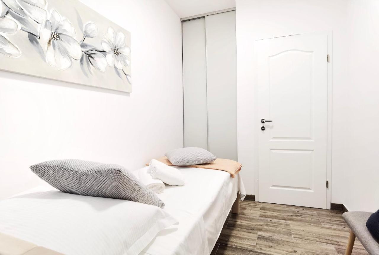 Apartments Nova Split Eksteriør bilde